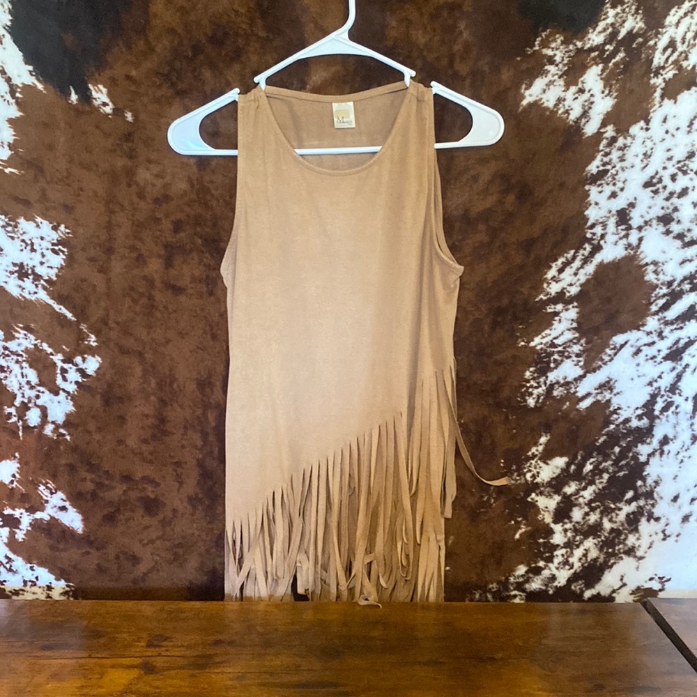 Fringed top